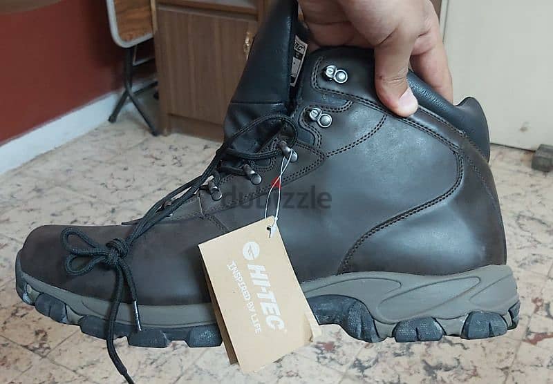 جزمة سيفتي مقاس ٥٠ Safety hiking shoes 4