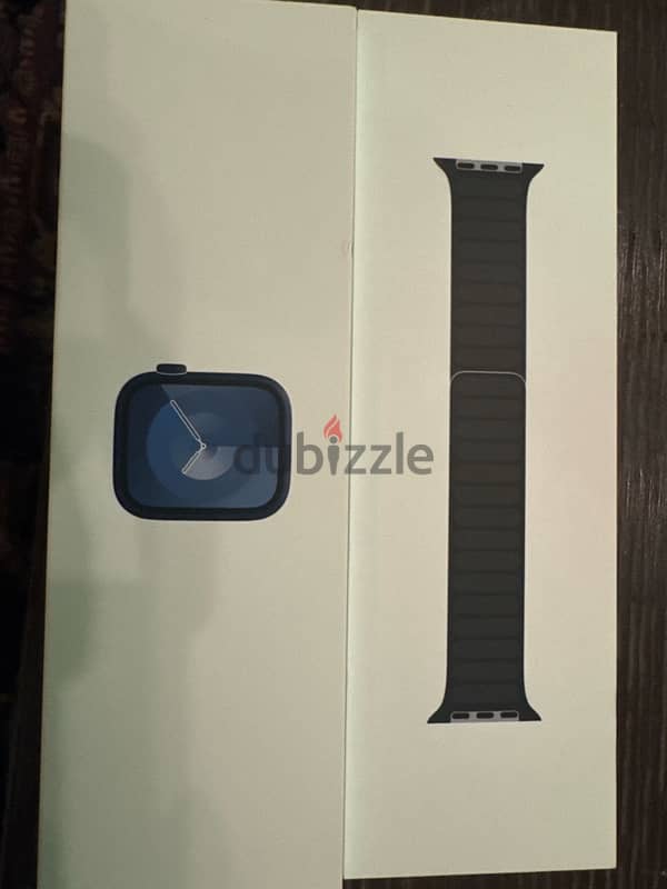 Apple watch series 9 45mm with original special strap 0