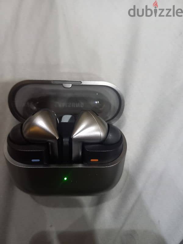 سماعة samaung galaxy buds 3 pro 1