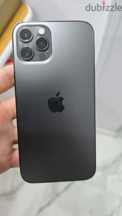 iphone 12 pro متفتحش