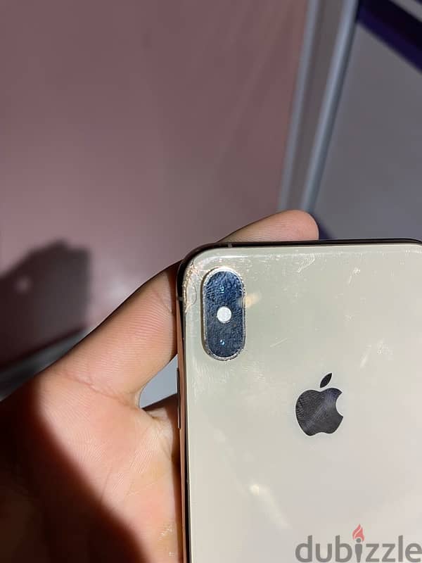 xs max 4