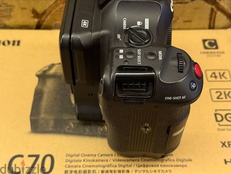 canon camera c70 4