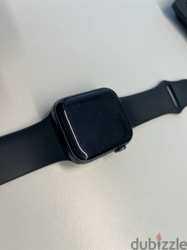 Apple Watch series 4 44 MM 2