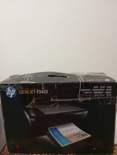 طابعة HP Deskjet F2423 بحالة ممتازة