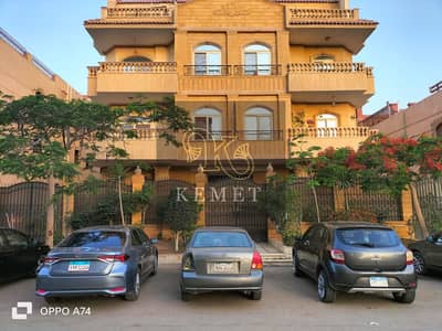 Apartment for sale, fully finished with furniture and appliances, area 220, first floor, open garden view in Banafseg, villas in Fifth Settlement