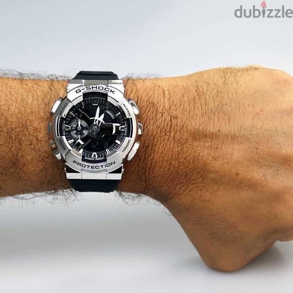 Casio - G-Shock - GM-110-1ADR 3