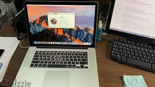 MacBook pro (Retina, 15-Inch, Mid 2015)