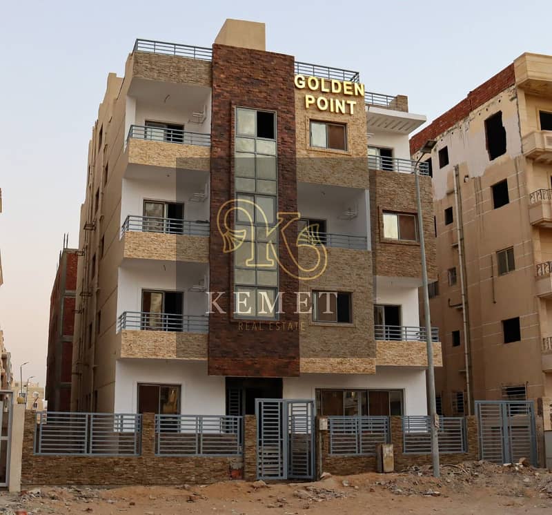 Apartment 190 m, second floor, sea view, garden view, steps from Katameya Dunes, minutes from South 90th, immediate delivery, 70% down payment and the 0