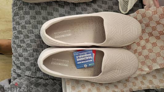 original sketchers from USA size 38:5