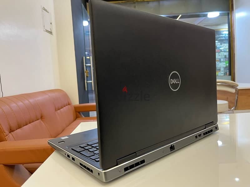 Dell Precision 7530 • ( i5-8th (H)/Ram16/512SSD)P2000 4 GB 0