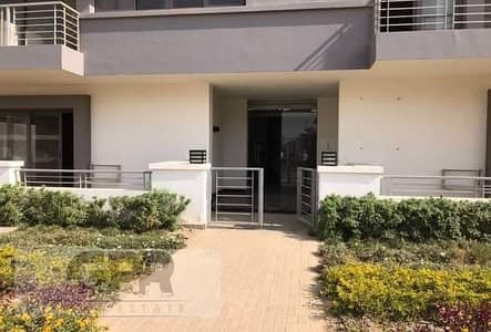 فيلا للبيع في التجمع الأول استلام فورى على طريق السويس | Villa for sale in the First Settlement in front of the Police Academy on Suez Road