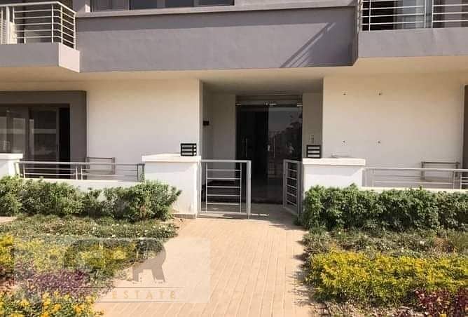 فيلا للبيع في التجمع الأول استلام فورى على طريق السويس | Villa for sale in the First Settlement in front of the Police Academy on Suez Road 0