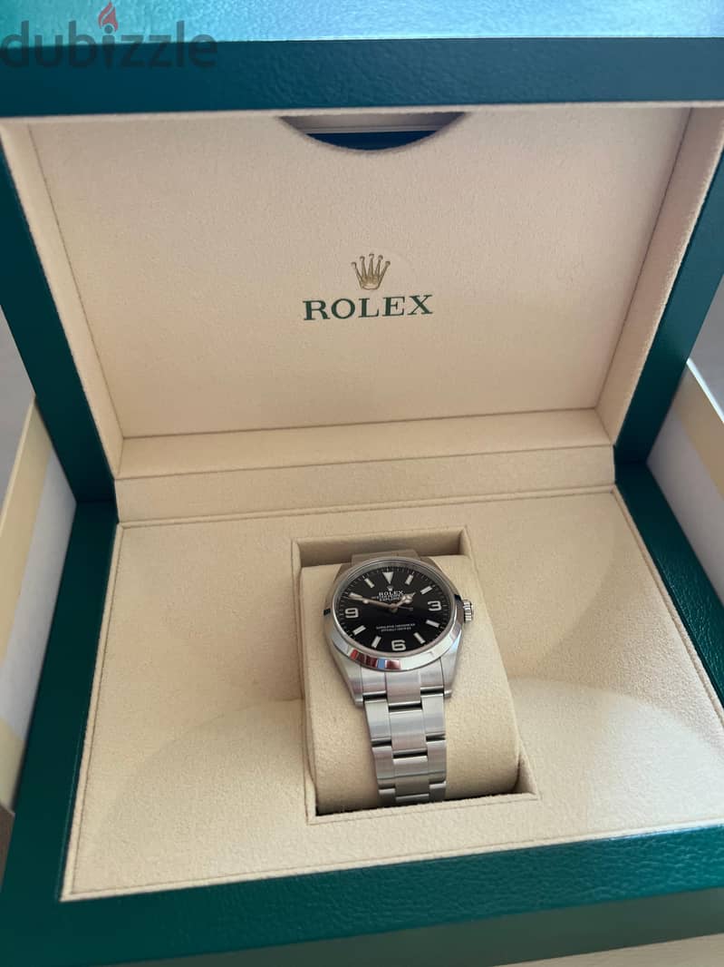 Rolex Explorer 36 mm Reference 124270 11