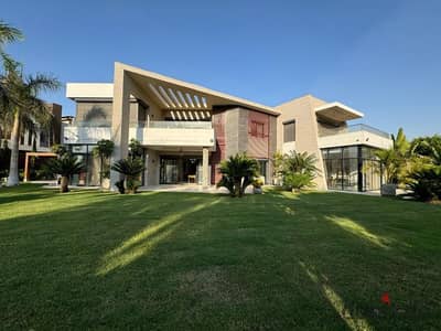 A fully furnished standalone villa for rent with a modern design at the highest level, located in Lake View Compound, New Cairo – Super deluxe finish