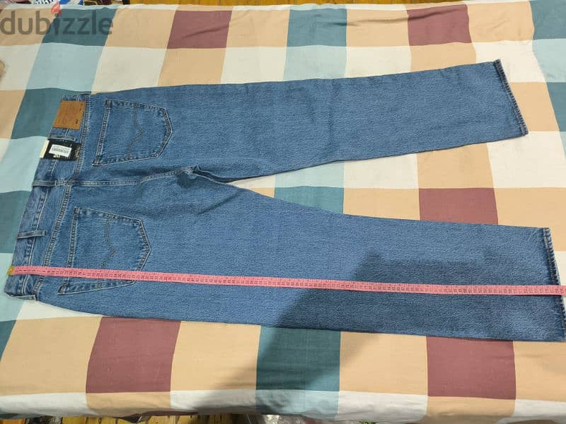 بنطلون جينز رجالي ماركه Levi's 501اورجينال جديد مقاس 42 5