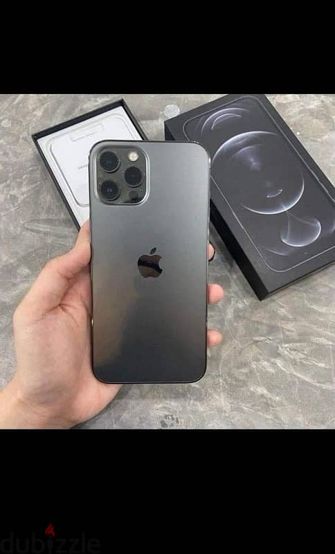 للبيع iPhone 12 pro اللون أسود 128 GB بطارية ٧٩٪؜ 0