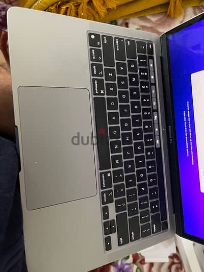 Macbook Pro M1 - Touch Bar -256 GB 8GB Ram - Zero Like new