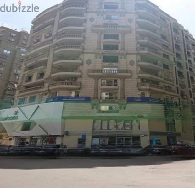 Showroom For Sale in Mohandseen معرض للبيع فى ارقى شوارع المهندسين 0