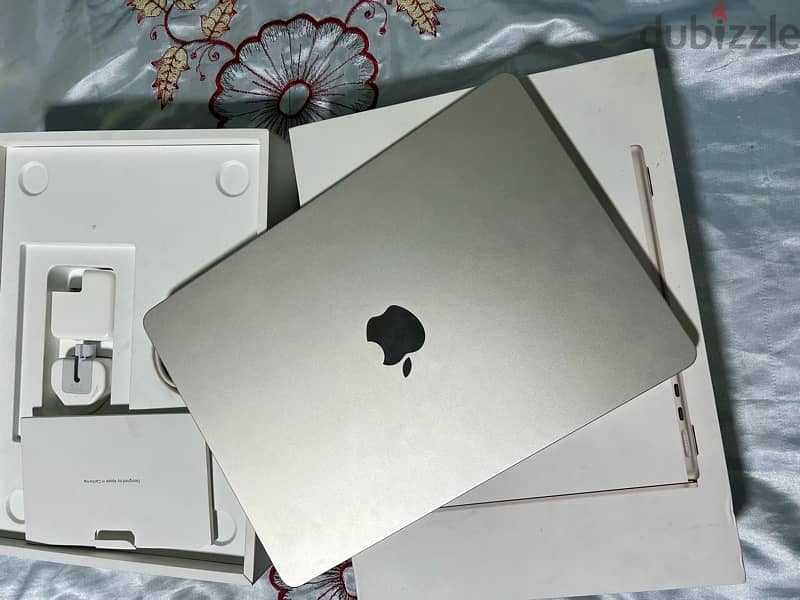 Mac Book air m2  2022 4