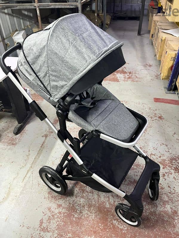 carseat and stroller_ مقعد سياره وعربه اطفال 1