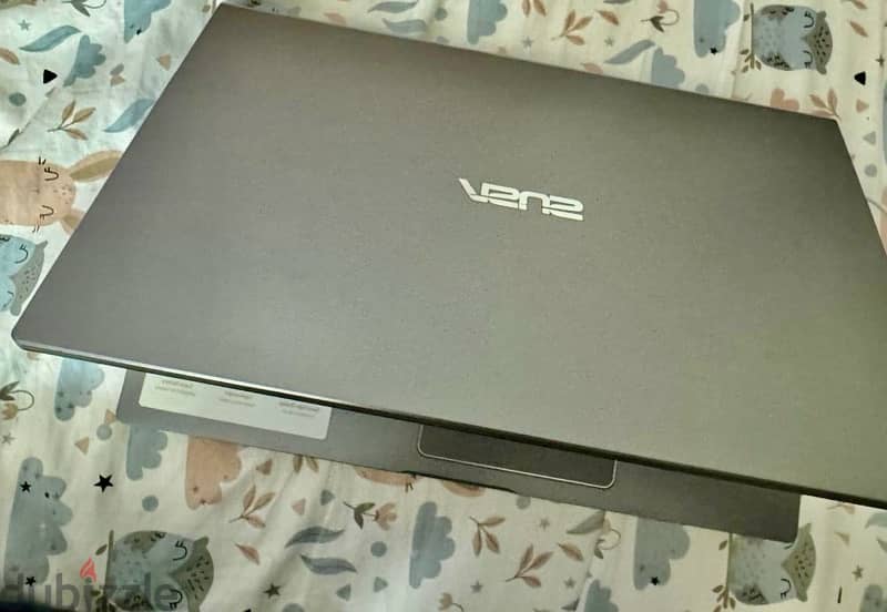 Asus vivo book used just twice , like New 3