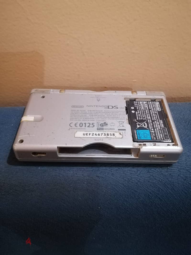 Nintendo DS lite 3