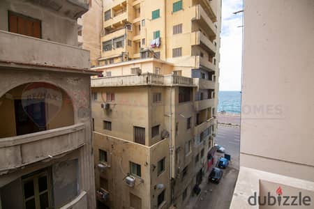 Apartment for sale 100 m Sporting (Both sides of the sea)