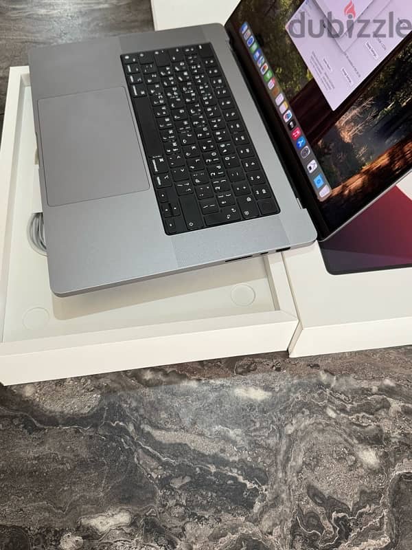 Macbook Pro M1Pro 16 Inch جديد تماما بكل حاجته عربي انجليزي 5