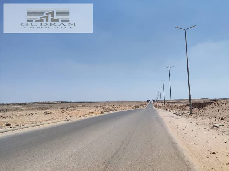 Buy 5 Acres in Al-Hizam Al-Akhdar   Prime Location:  Located in Al-Hizam Al-Akhdar Fully legalized land with ministerial approval for the construct 0