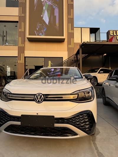 Volkswagen ID6 2024 فولكس فاجن