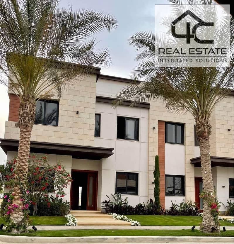 Town house middle for sale in Azzar 2 prime location 176m With down payment and installments under market price view landscape 0