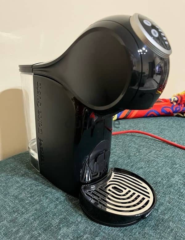 ماكينة دولشى جوستو - ديلونجى Delonghi dolce gusto genio  plus s 0