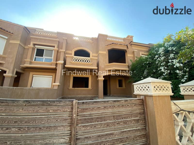 under market price Townhouse for sale at La nuova vista New Cairo / La Nouva Vista Compound 0