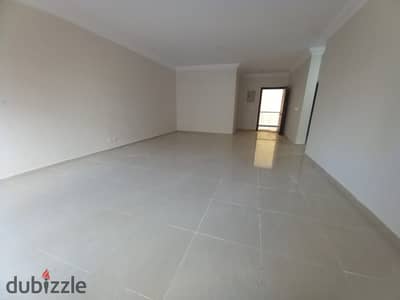 For rent in my city apartment 170m with private garage View Garden in the best stage B8