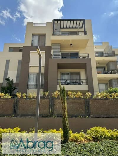 For rent, an apartment of 170 square meters with a garden, 3 rooms, first residence, super deluxe, Palm Parks October Compound