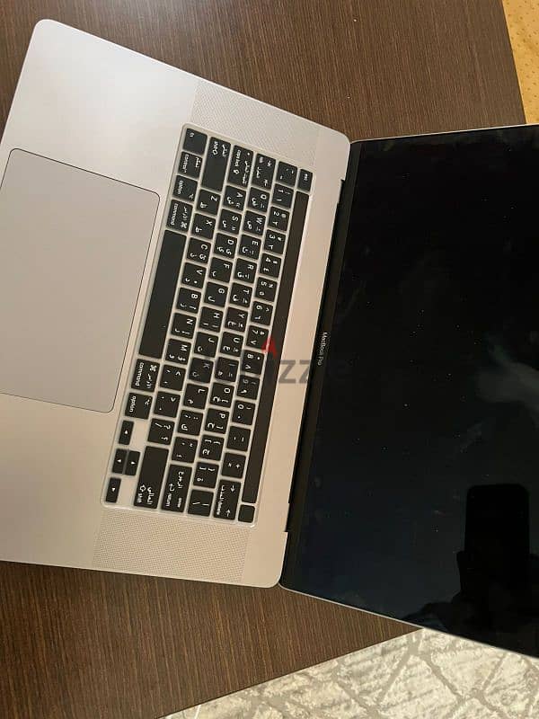 Macbook pro 2019 i9 3