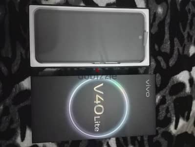 Vivo v40 lite