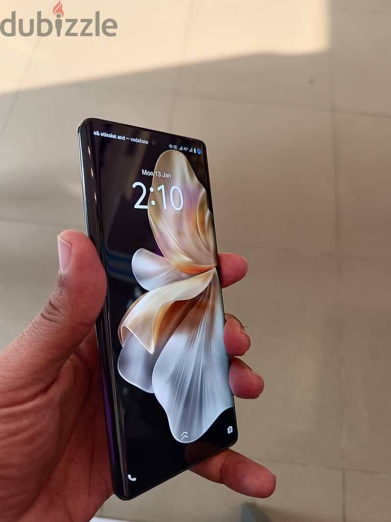 فيفو v30 5G استعمال ٦ شهور 4