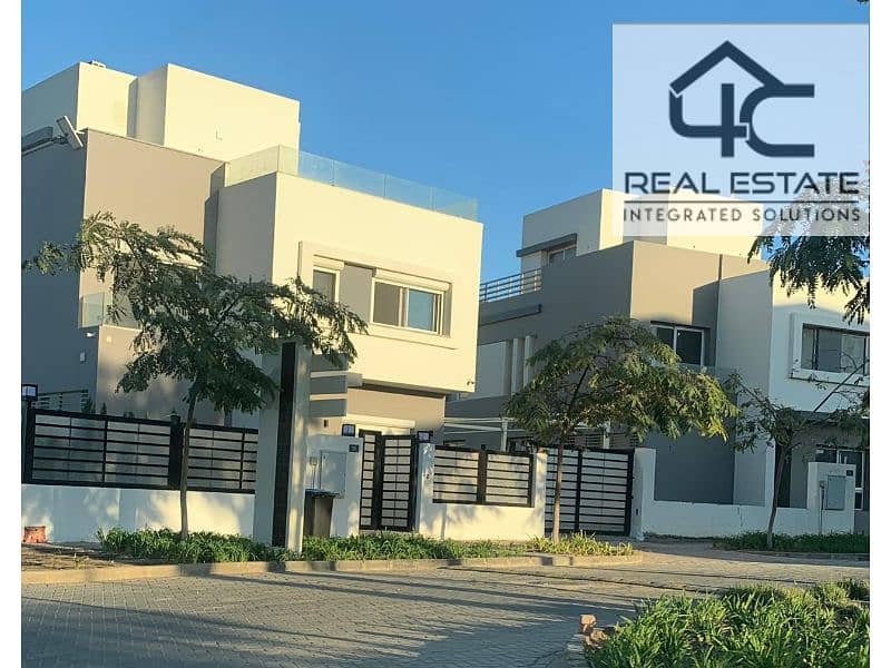 Villa Twin House Modern for sale in Hyde Park Compound 285m With down payment and installments lowest price in the market view landscape prime locatio 0