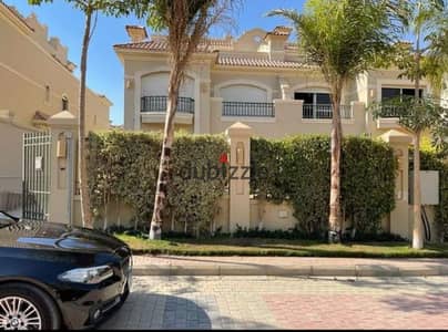 Ready to move townhouse villa with in El Patio Prime La Vista El Shorouk