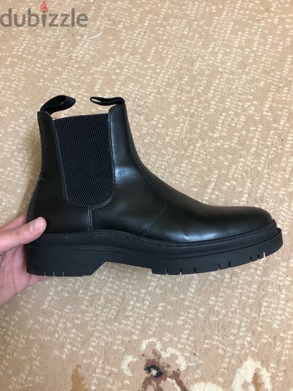 Zara chelsea boots original size 42 2