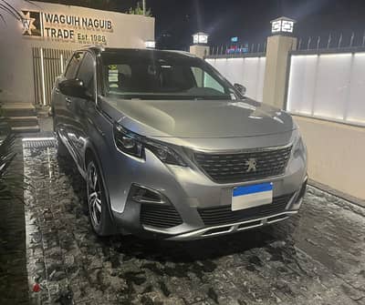 Peugeot 5008 2019 2018 بيجو