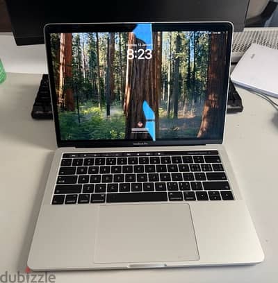 MACBOOK pro 13-inch 2019 processor: core i5 4 thunderbolt 3 ports