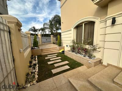 town house for sale in el patio 6 compound lavista  fully furrnished ready to move