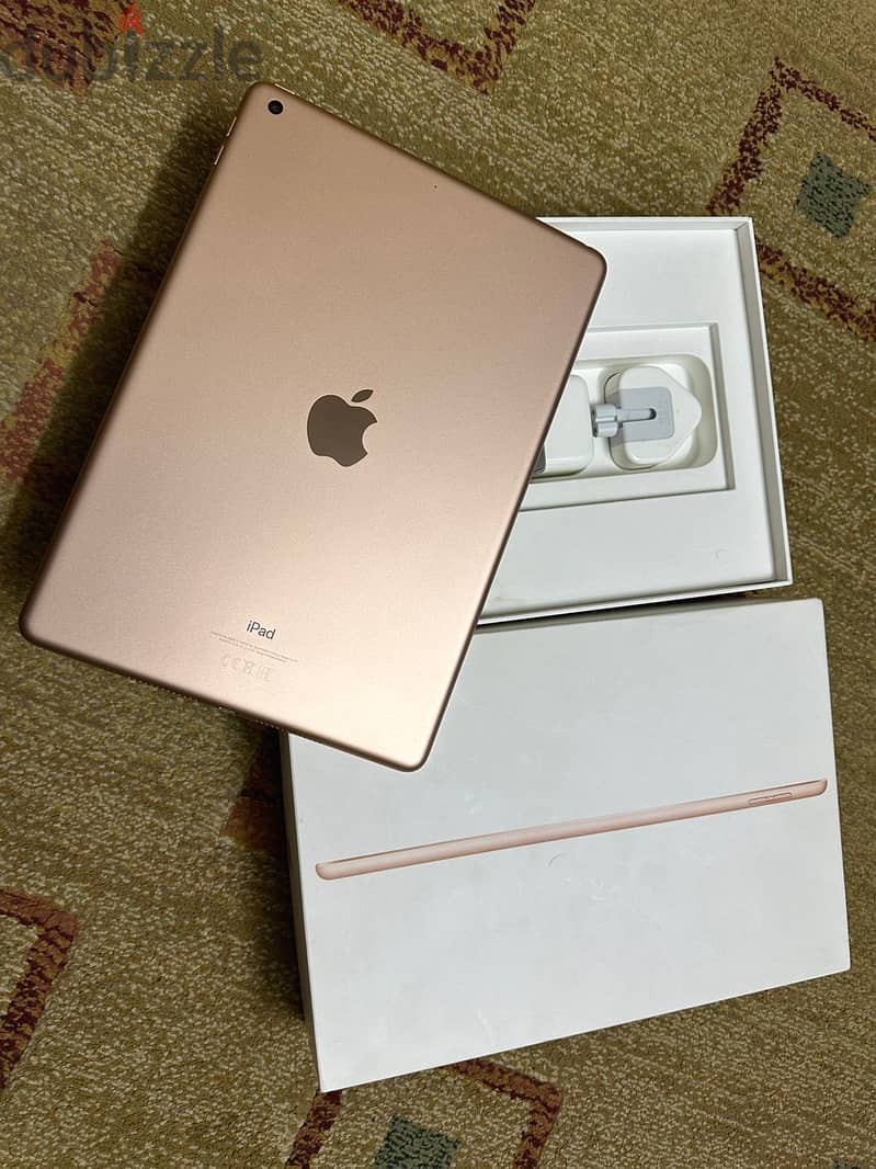 Ipad 7 th Generation 32 giga wifi only 2