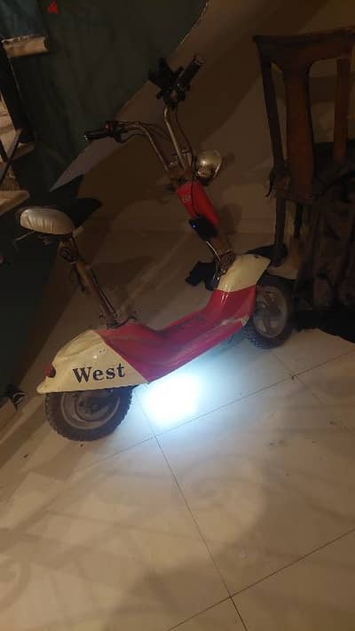 Electric scooter