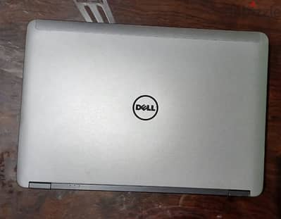 لاب توب  dell