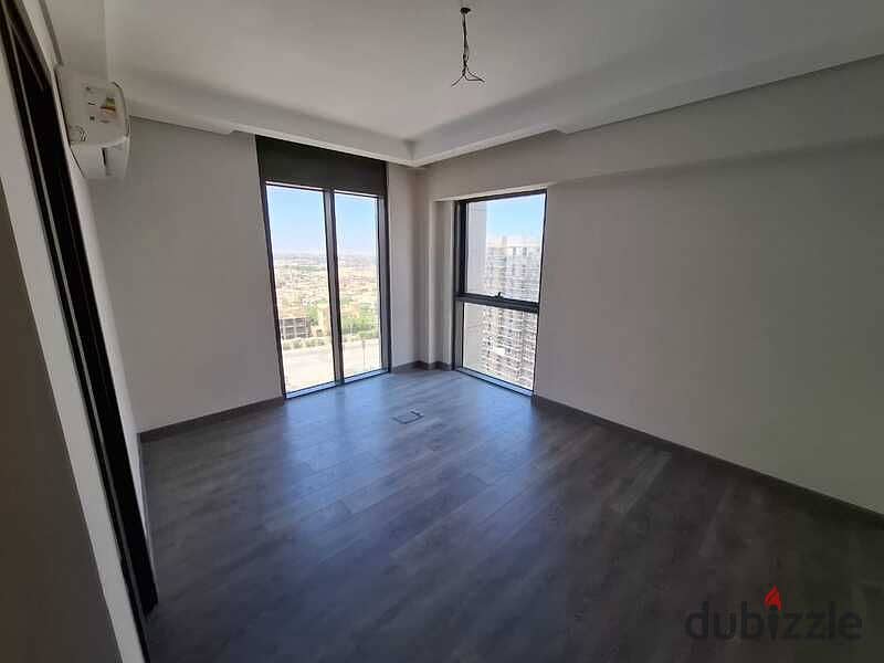 apartment semi furnished in zed west 0