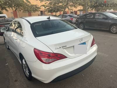 Mercedes-Benz CLA 180 2015