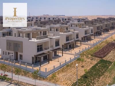 Palm Hills New Cairo  Town House middle For Sale